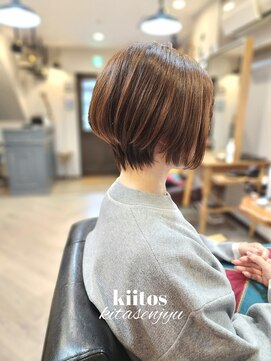 キートス(Kiitos) 前下がりグラボブ