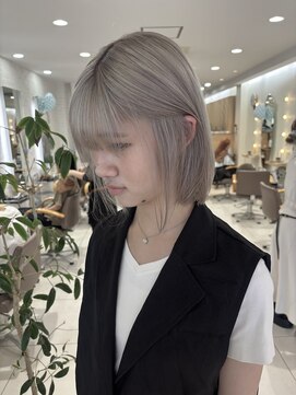 ヴァンカウンシル 金山(VANCOUNCIL kanayama) ホワイトグレージュミニウルフデジタルパーマSA 16