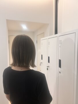 イグレックヘアー(igrek hair) ハイトーンボブ