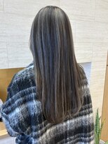 ディックス 浜野店(dix) 太めシルバーハイライトでつくる立体感×透明感カラー