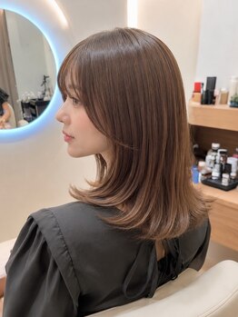 レヴ(Rev)の写真/【くせ毛・髪の広がりをプロの技術で美髪へ】本質的な縮毛矯正と髪質改善で感動的な扱いやすさを実現＊
