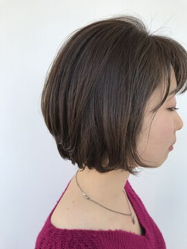 バビー(BAVI) ショートボブ