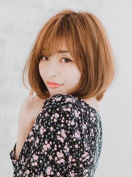 ルーチェ 溝の口(Luce) ひし形シルエット斜めバング切りっぱなしボブ