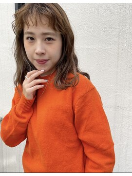 テンバイシオミエイチ(10 by shiomi H) くるくるセミロング×シアーグレージュ/春パーマ/ゆるふわ巻き