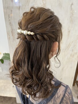 ラビス(Lovis) ミディアム/暗めカラー/デザインカラー/フェイスフレーミング