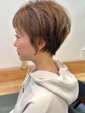 ビューエヒメ(VIEW EHIME) 小顔シフォンベージュ美髪ショート