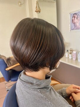 アトリーチェタ 田富店(ATTRICE) ショート/くびれショート/クロスパーマ/