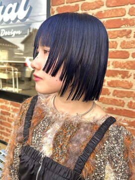 コーラル(Coral) 【Coral】ステップカット×ネイビーカラー