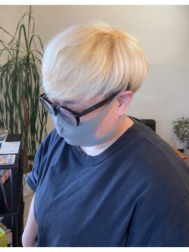 ラフ バイ へアーフリーティー(Laf by Hair freety) ホワイトベージュ