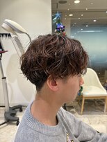 ケンジ 平塚 アネッタ(KENJE annetta)&nbsp;刈り上げマッシュ　なみまきパーマ