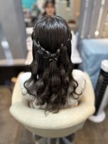 リエラ 新宿(RIERA)&nbsp;ねじり＆編み込みハーフアップ