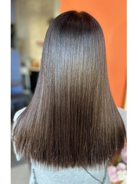 トータルヘアサロンカマダ 髪質改善メテオカラー　ダークブラウン