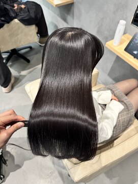 シンカ(shinka) 【20代】/髪質改善/縮毛矯正/表参道/ブリーチ縮毛矯正