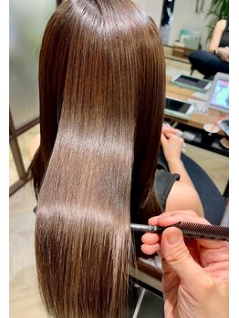 エイトノット(8 notto)の写真/【乾燥する季節に☆】柔らかな手触りと“天使の輪”を叶える、艶やかなストレートが人気です＊