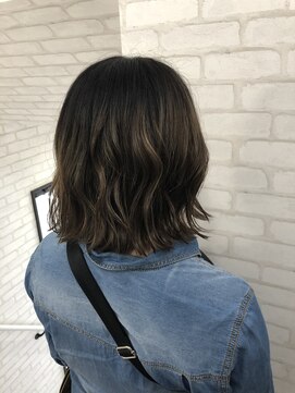 ヘアーアンドラッシュ ジーナ(Hair&Lash Jiina) ダークグレージュグラデーション