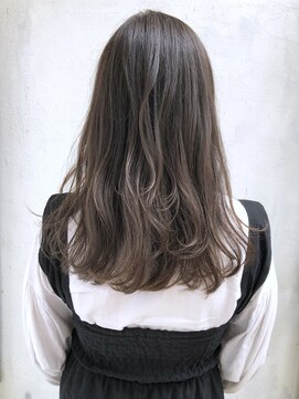 ココロクレド(COCOLO credo) 赤味リセット ベイクドベージュカラー