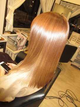 コア フィール ア デイ(COIFFURE A DAY) 【見附今町M3D】ピュアピンクオレンジ