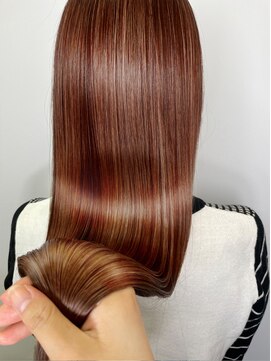 ナンバー デセオ 吉祥寺(N° deseo) 大人かわいいエギョモリ ミルクティーブラウン ひし形シルエット