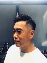 カレンズオブスタイル(CURRENNS OF STYLE) サイドパート アップバング フェードカット
