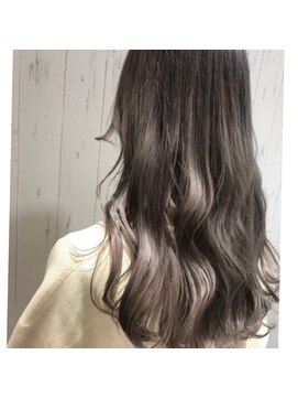 アース 元住吉店(EARTH) 柔らかグレージュ