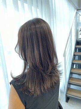 ヘアースイッチ(HAIR SWITCH) 暗めカラーとレイヤースタイル！