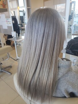 アイコニック 豊田店(ICONIQ) グラデーション/シルバー～ミルクティー