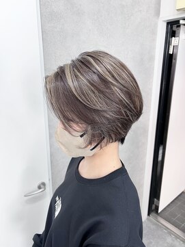 リアンリリィ バイ エイル トウキョウ(Lian lily by Eir Tokyo) コントラストハイライト