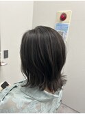 グレーベージュ