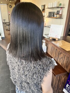 アフェクテュー 志度店(affectueux) 10代20代30代切りっぱなしスタイル