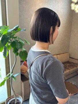 ラヴィズム(LUVISM) ショートカット丸みショート耳掛けひし形小顔ハンサムショート