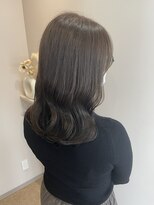 クム(QUMU)&nbsp;透明感グレージュ