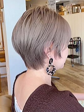 ミルティ(Myrtille) Myrtille☆ブリーチオンスモーキーベージュ×レイヤーショート