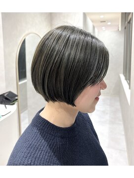 エレノア 枚方(Eleanor) 枚方オリーブベージュ／ショートボブ#AKANE