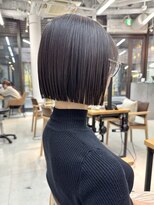 ミィ 表参道(mee.)&nbsp;切りっぱなしボブ ボブヘア 縮毛矯正 ミニボブ レイヤーボブ