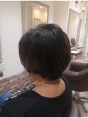 ショートボブ