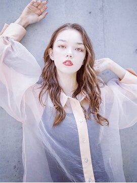 レッド(RED) 外国人風スパイラルウェーブ【RED】本厚木