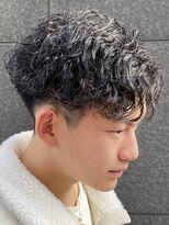 クオル 立川(QOL)&nbsp;波巻きパーマ／メンズカット／フェード／ツイストスパイラル