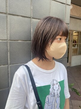 トマト(TOMTO) ボブウルフ.グレージュカラー.ブリーチカラー