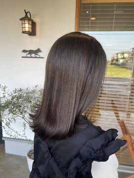 ハニー(Hunny) オリーブグレージュ