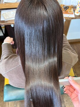 ル コワン ククー(Le coin coucou) 酸性ストレート