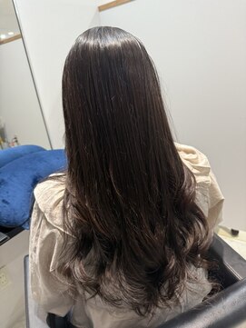 イルミ(iLUMi) iLUMi × イルミナカラー