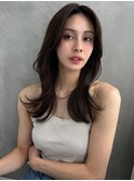 黒髪ハイレイヤー