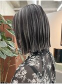 栄ハイライト透明感耳掛けボブスタイル