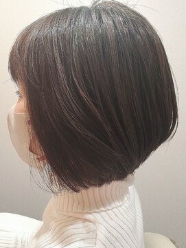 トゥルートラスト アン 下石田店(True Trust un) ダークグレージュ大人可愛い前下がりショートボブ丸みショート