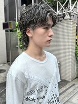 メンズレコ 渋谷(MEN'S LECO)&nbsp;ブルーブラックフェザーパーマ刈り上げセンターパート