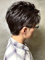 ディスイズバーバーサード(THIS IS BARBER 3rd)&nbsp;束感ショート ビジネス 黒髪 20代 30代 メンズカット
