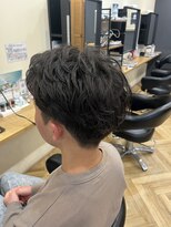 アルター(aL ter)&nbsp;MEN’S HAIR/サーフカール/刈り上げセンターパート/鎌取