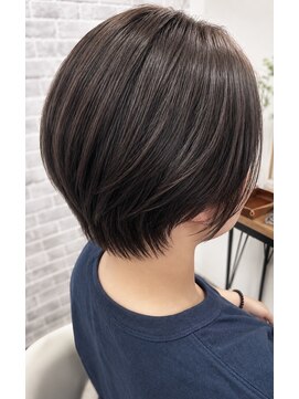 ノイ(Noy) 大人ショート