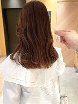 アトレ 梅田店(attrait)&nbsp;ベージュミディアム × 透明感とまとまりを叶える上質な髪
