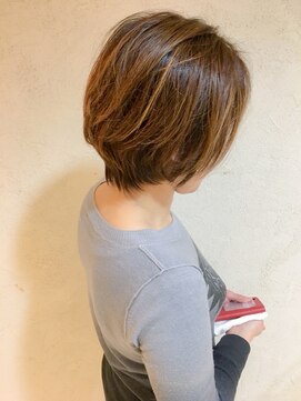 ビフィーノ イーリス 川西店(bifino iris) ハイライトカラー